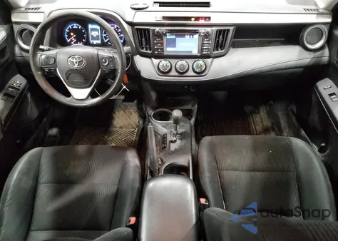 2017 Toyota Rav4 Le z USA, uszkodzony, nr VIN 2T3BFREV2HW552378